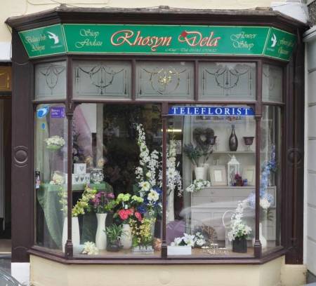 Rhosyn Dela Florist