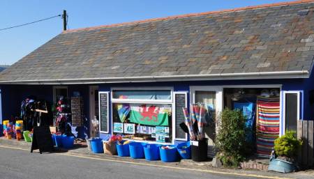 Tresaith Caf� and Gift Shop